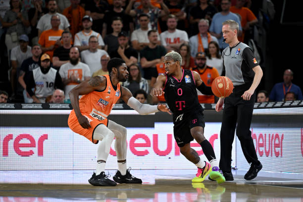 在对抗数据 在对抗数据