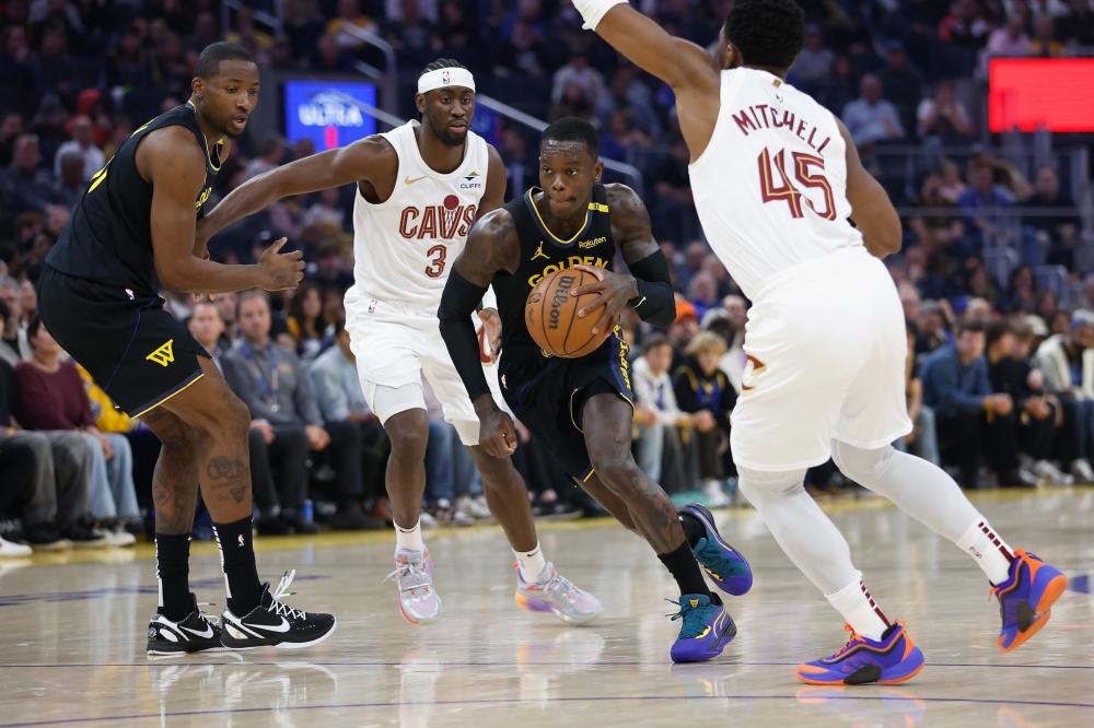 山东队则靠 山东队则靠